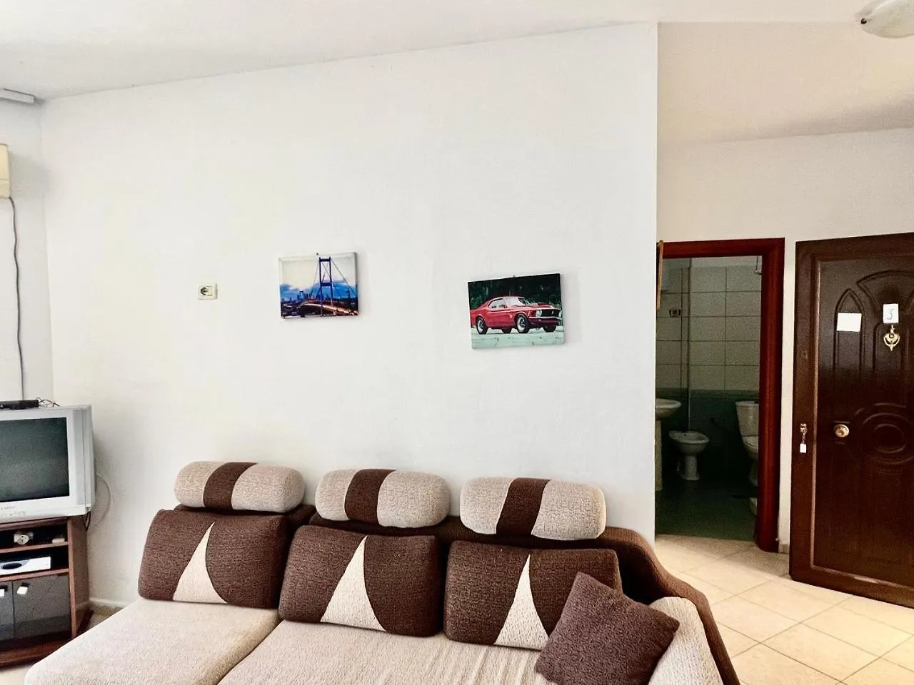 Lungomare Beachfront Apartments Durres Albania