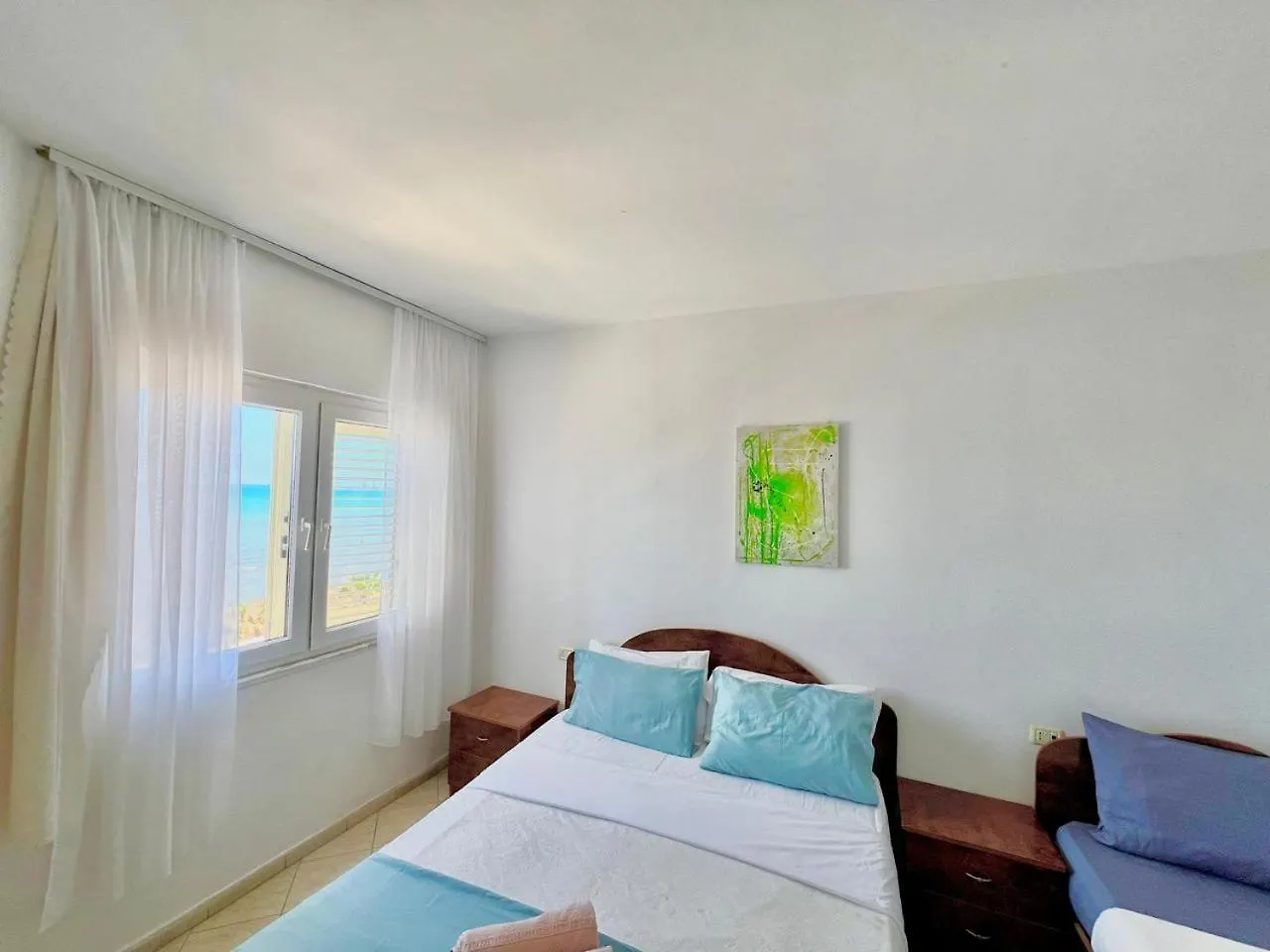 Lungomare Beachfront Apartments Durres