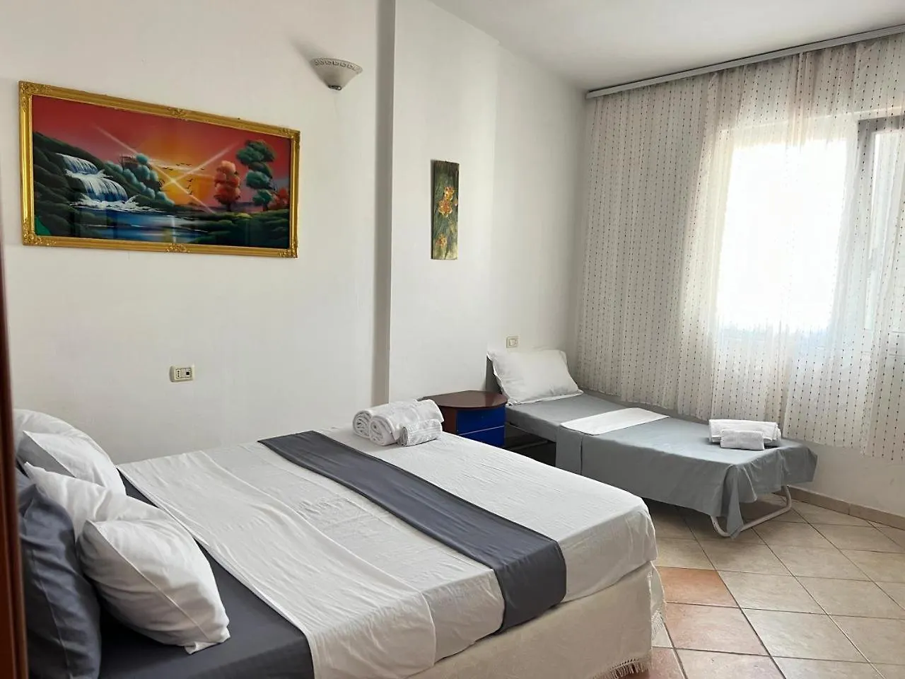 Lungomare Beachfront Apartments Durres