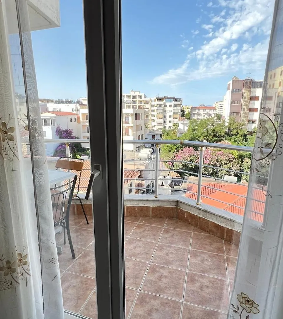 Lungomare Beachfront Apartments Durres Albania