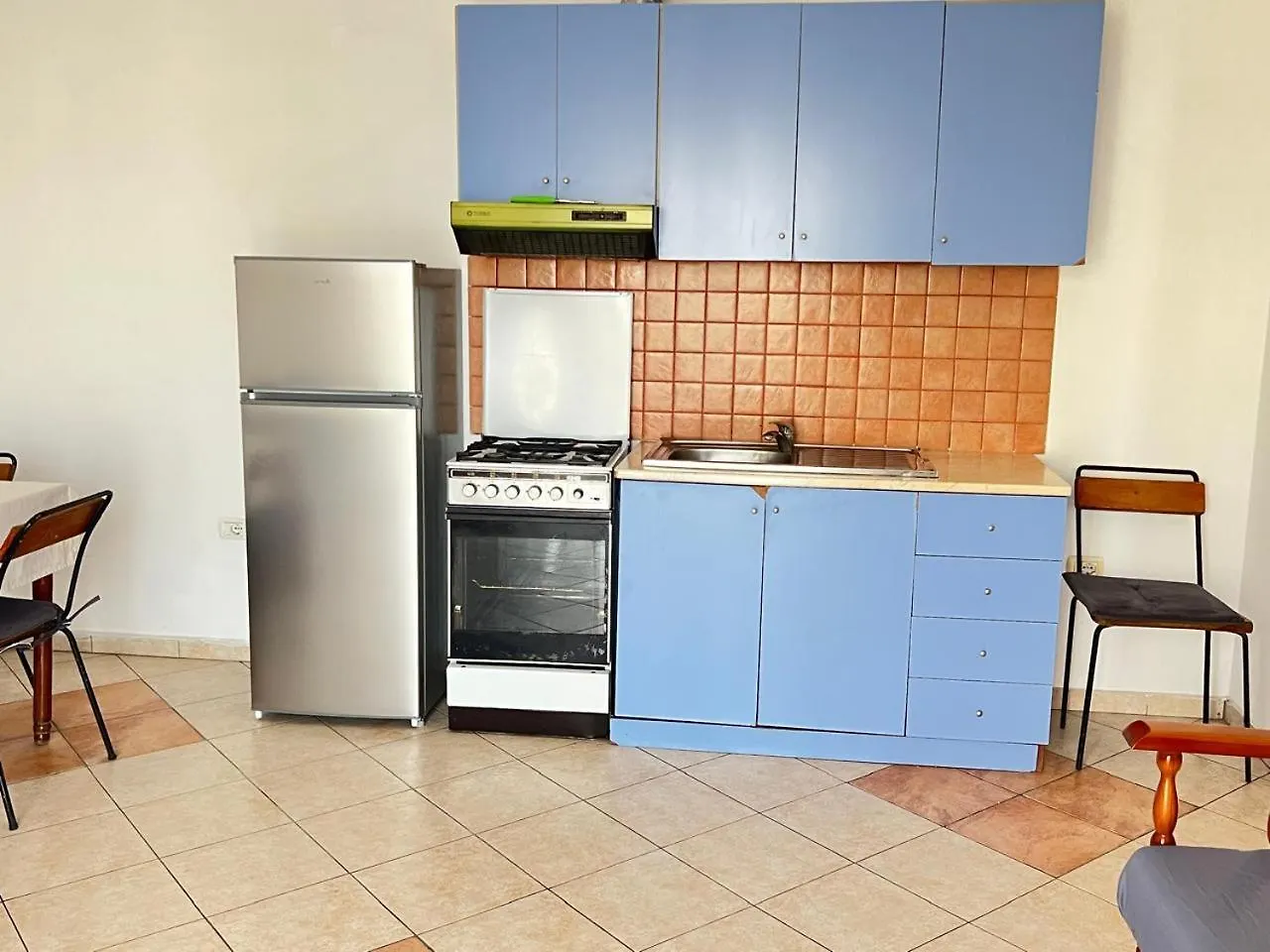 Lungomare Beachfront Apartments Durres