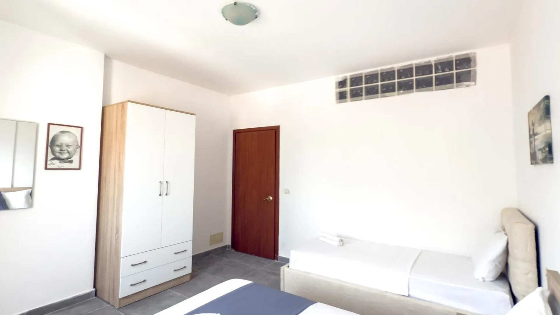 Lungomare Beachfront Apartments Durrës Albanië